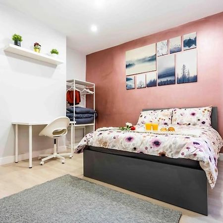 Beautiful Flat With Free Parking Apartment เบอร์มิงแฮม ภายนอก รูปภาพ